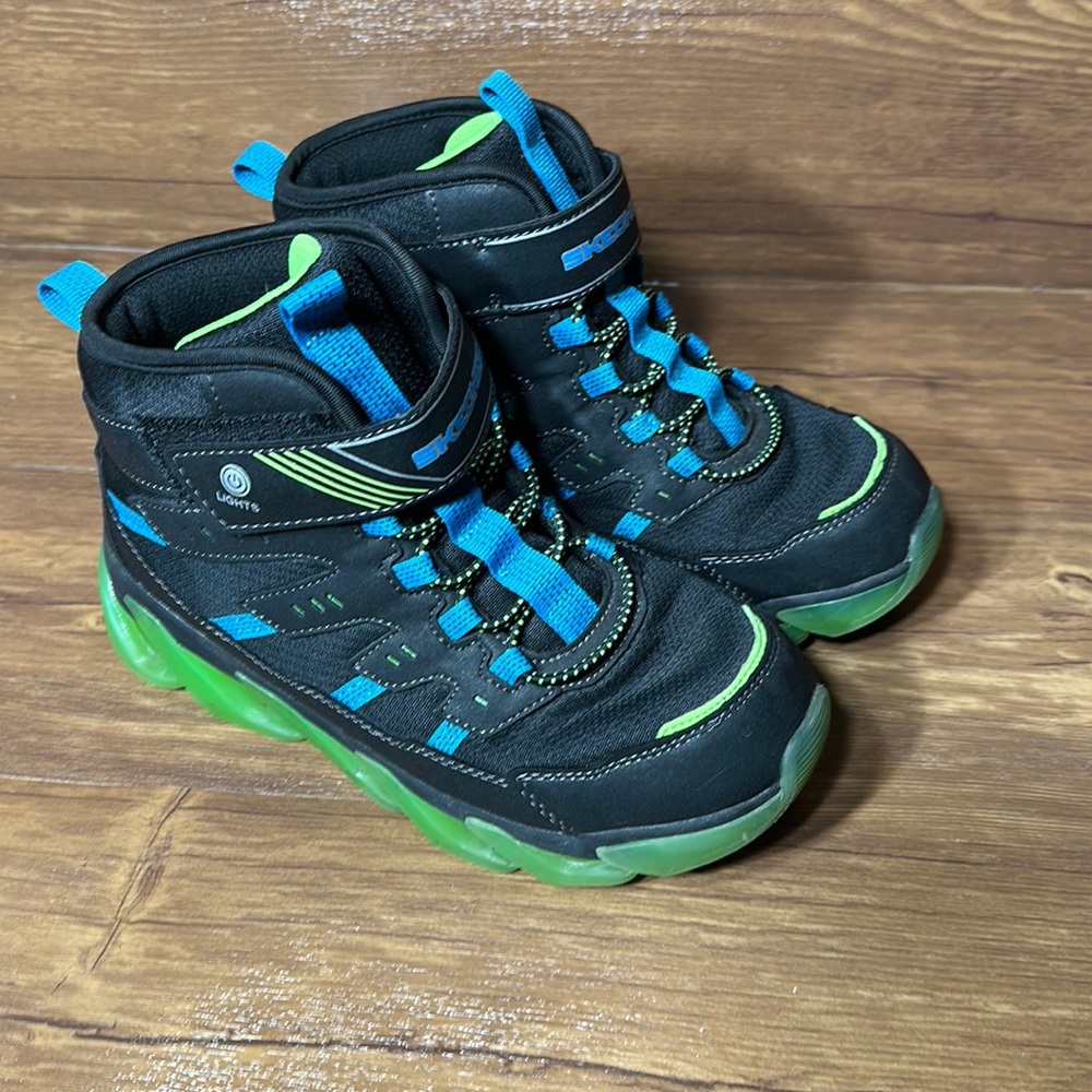 Skechers Little Boy & Big Boy S Lights Mega Surge Lighted Boot size 5
